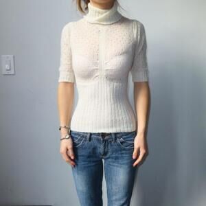 Moda International Women's Cream and White Sweatshirt